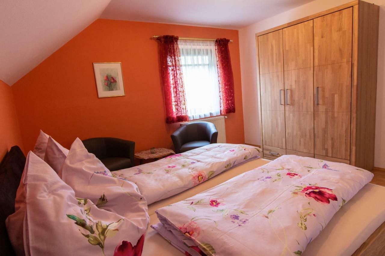 Ferienwohnung Claudia Faistenau Buitenkant foto